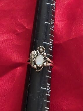 Sterling Silver Leaf & Flower Opal Ring in White